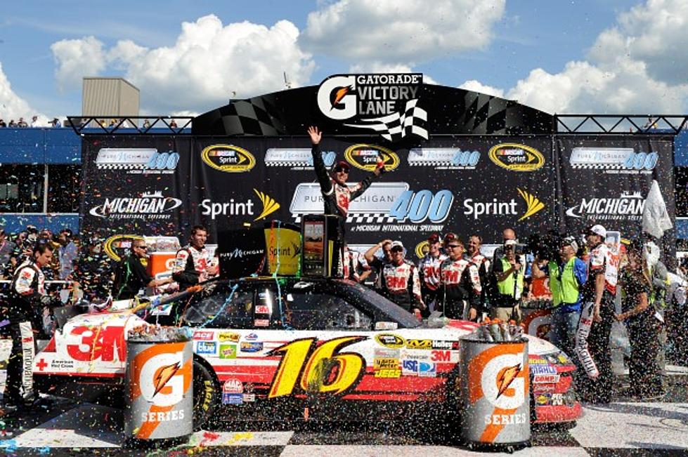 NASCAR &#8211; Greg Biffle Wins at Michigan and Takes Sprint Cup Points Lead [PICTURES]