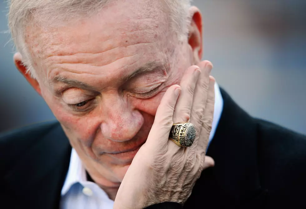 Dallas Cowboys Fans Petition the White House for the Removal of Jerry Jones