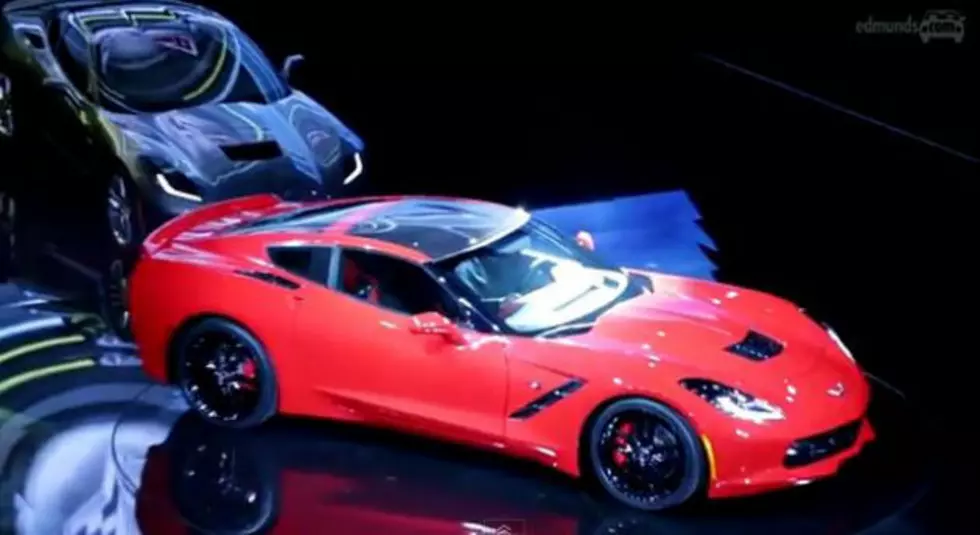 2014 Chevrolet Corvette Stingray is Revealed in Detroit and Is One Amazing Car! [VIDEO]