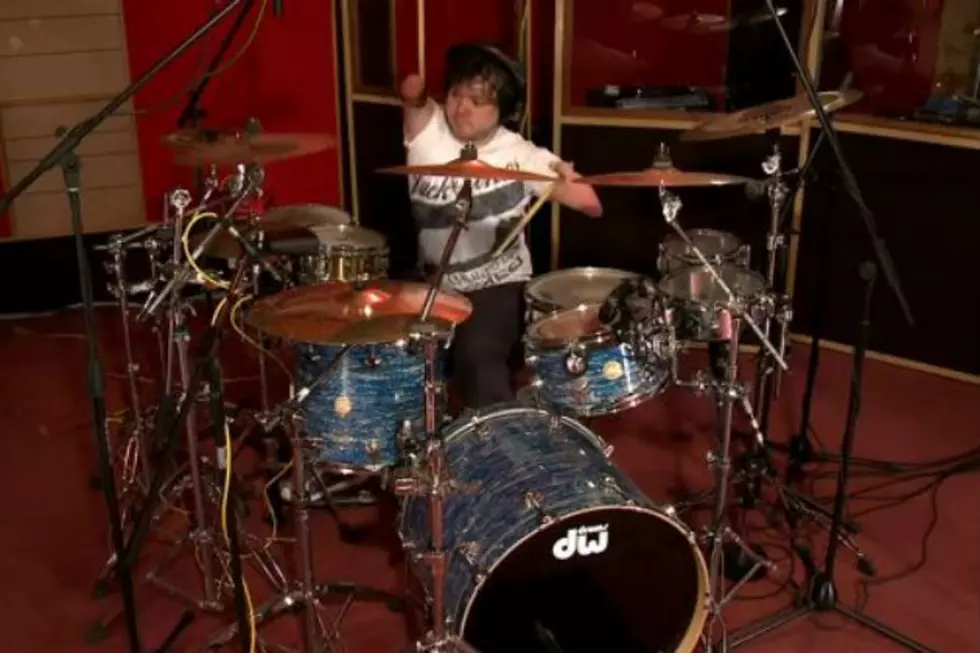 Man With No Arms Plays Drum Cover of ‘Cant Stop’ by the Red Hot Chili Peppers  [VIDEO]