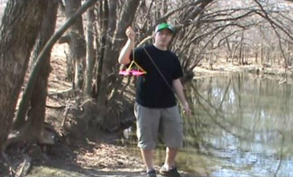 Disc Diver ‘Golden Retriever’ Helps Get Your Disc Out of the Water [VIDEO]