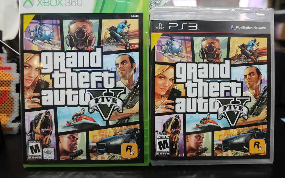 Fight Breaks Out at a Walmart for the Last Copy of Grand Theft Auto V [NSFW]