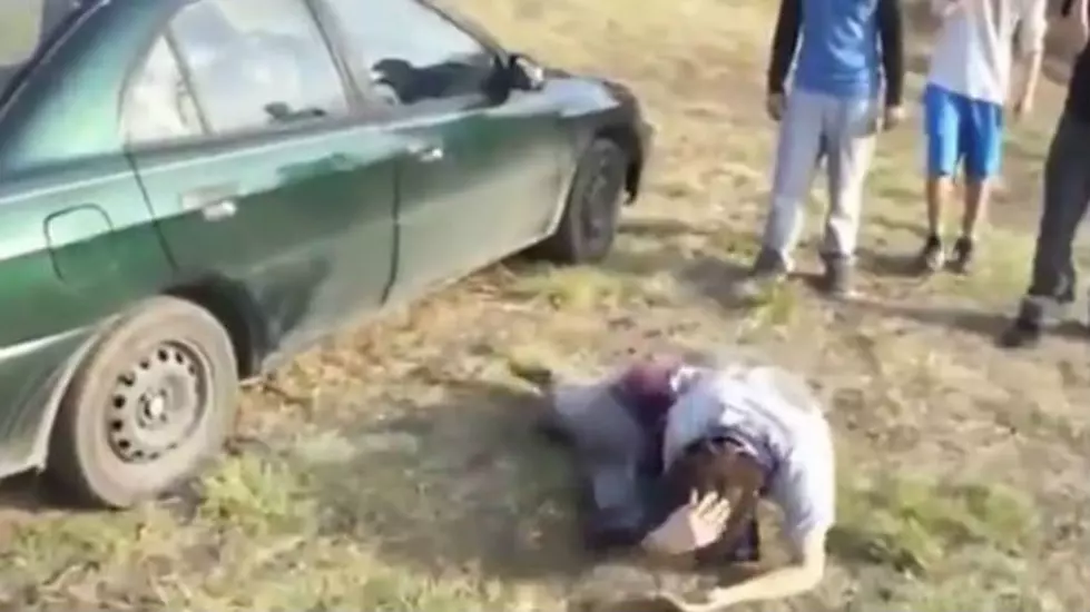 Man Tries to Bust Car Window Out With Head and Fails Miserably [NSFW]