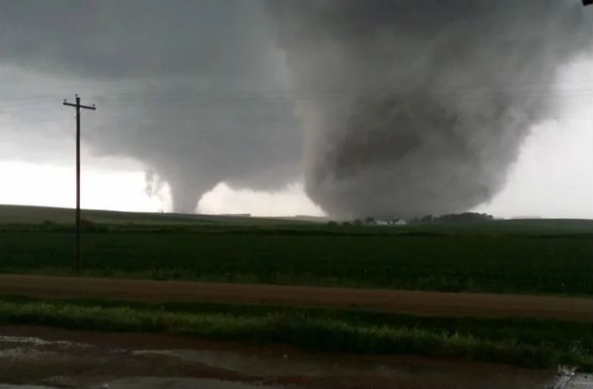 Video of Twin Tornadoes in Nebraska