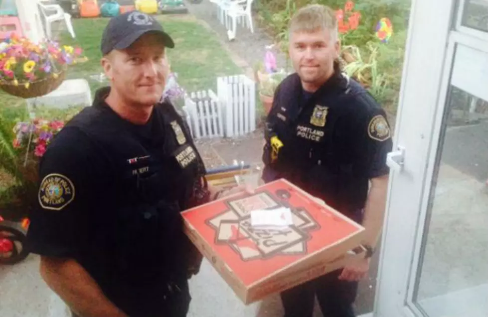 Cops Deliver Pizza for Delivery Driver Injured in Wreck