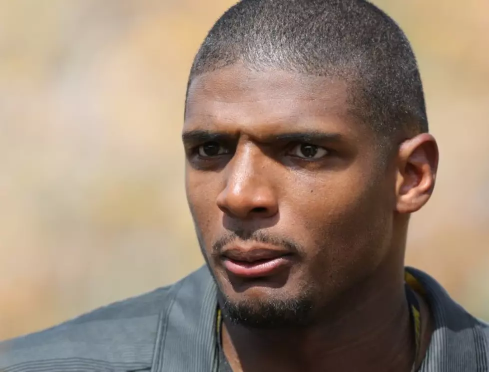 Dallas Cowboys Release Defensive End Michael Sam