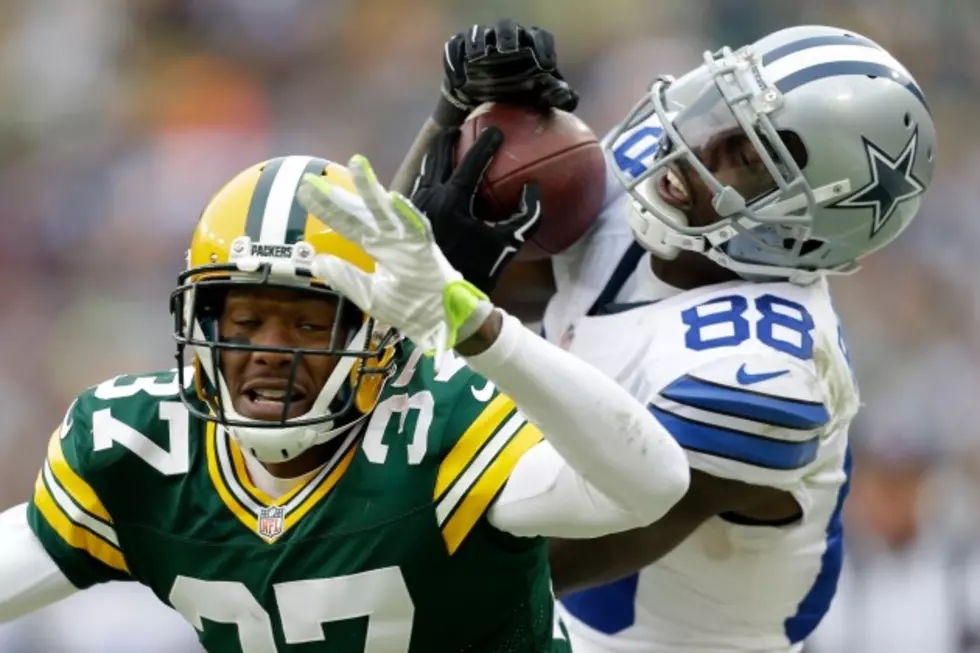 Dallas Cowboys Fan Sues NFL Over Reversed Dez Bryant Catch