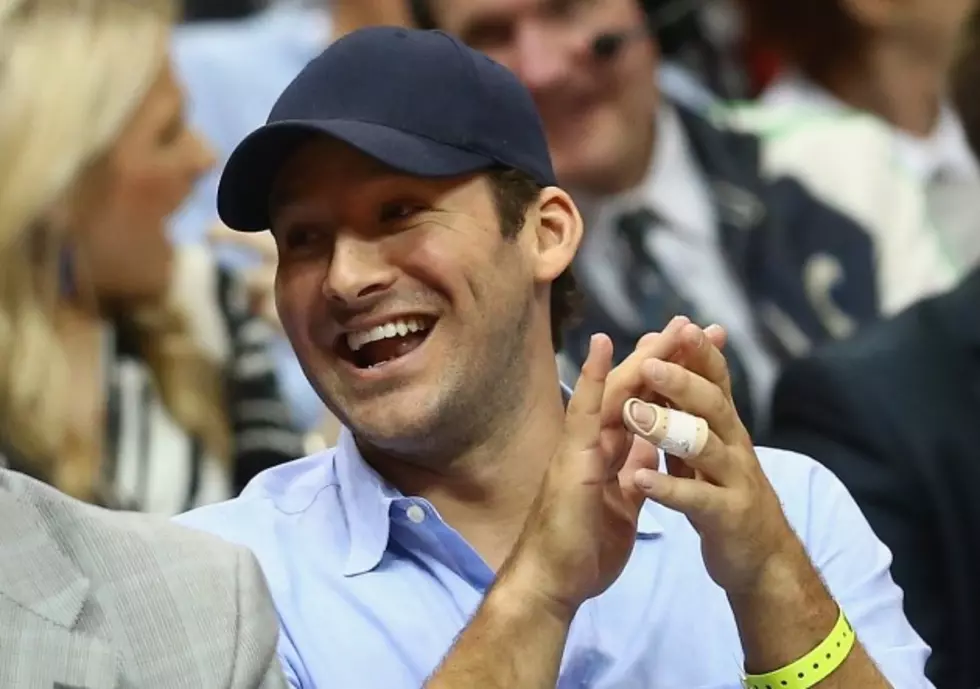Tony Romo Sends Out First Tweet on Verified Twitter Account