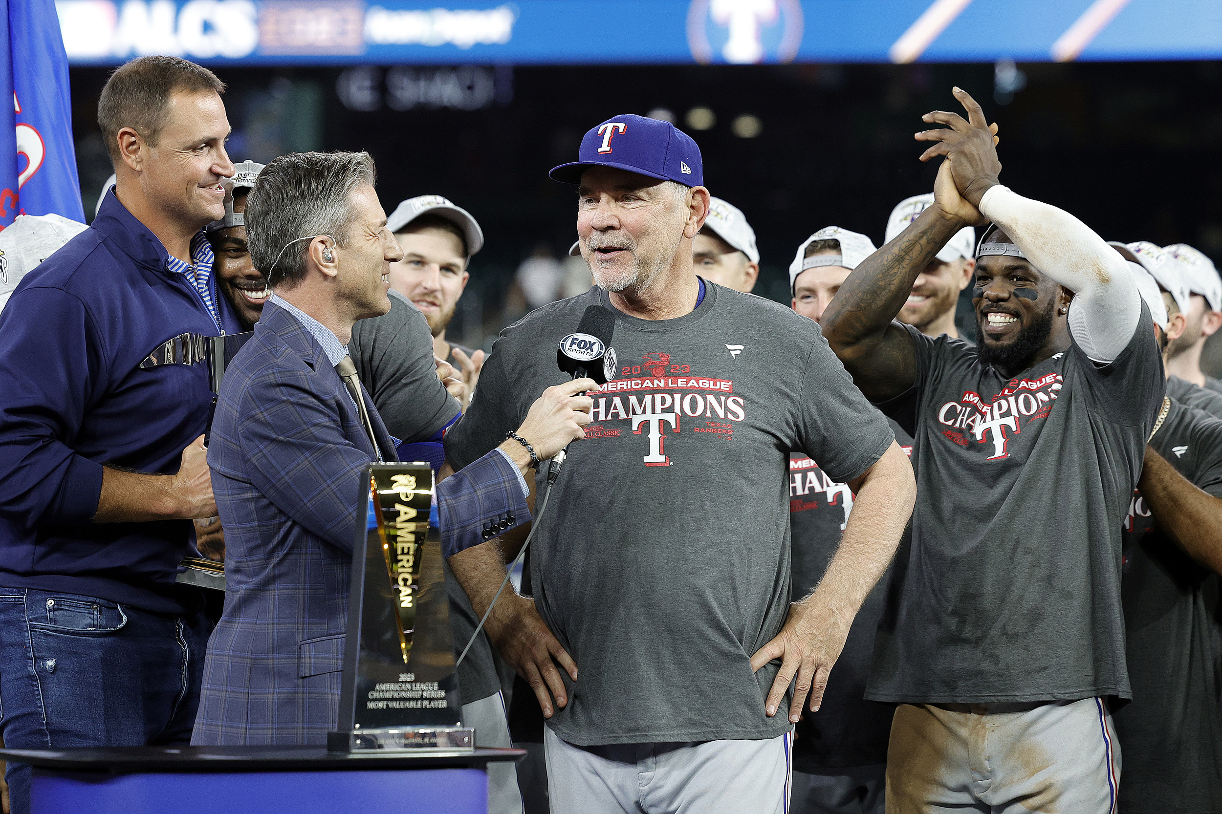 Three-time World Series champ Bruce Bochy announced as new Texas