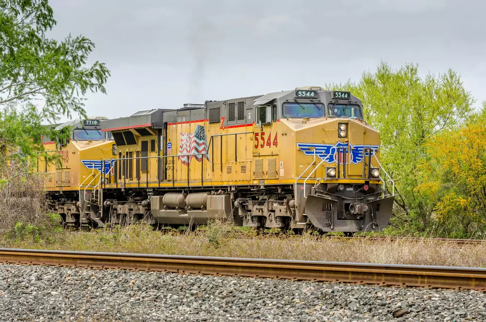 Texas Railroad System: Impact Of Loud Train Horns On Communities