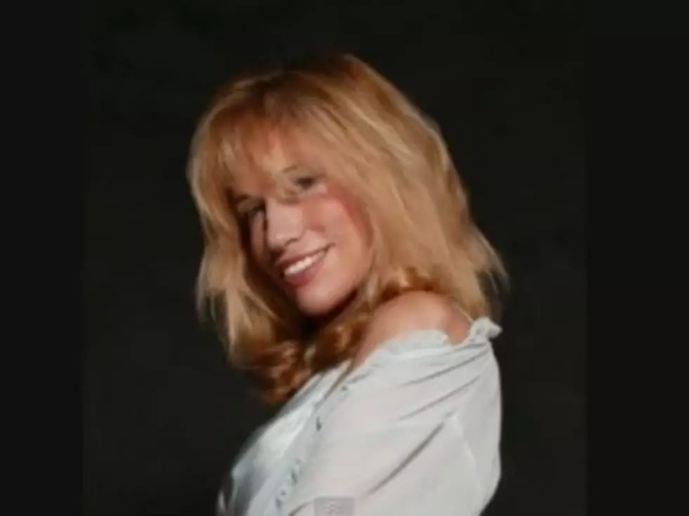 Carly Simon Says Mick Jagger Stole Song From Her But She&#8217;s Cool With It [VIDEO]