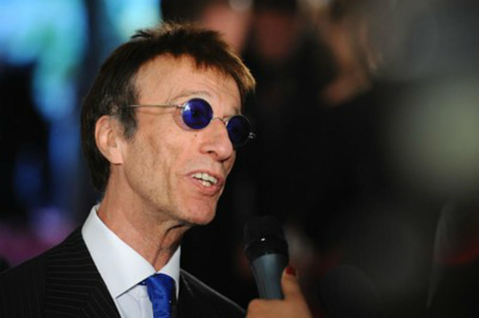 Robin Gibb Says He Is Recovering