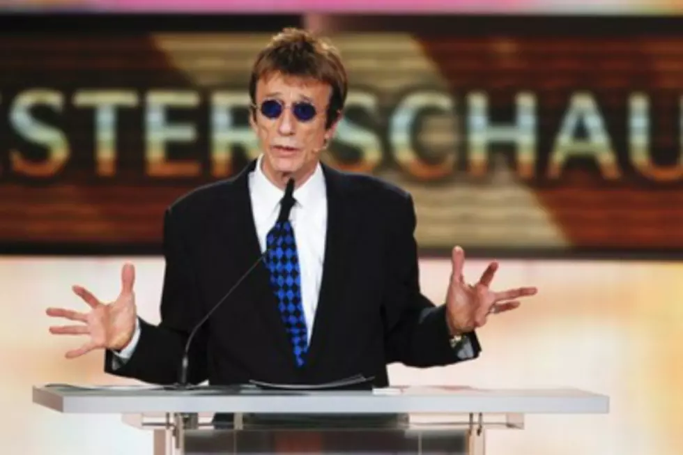 Robin Gibb Completes Round Of Chemotherapy [VIDEO]