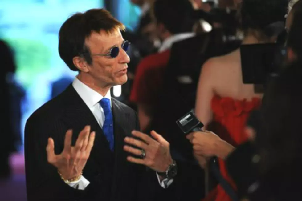 Bee Gees’ Robin Gibb Reports Amazing Recovery From Cancer [VIDEO]
