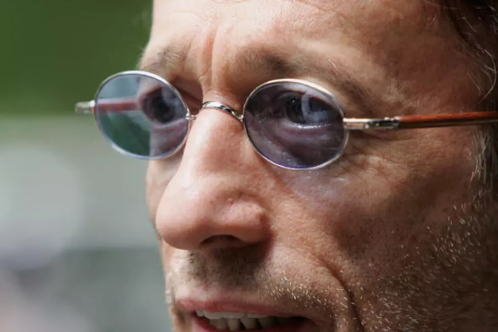 Robin Gibb, of the Bee Gees, Dead at 62