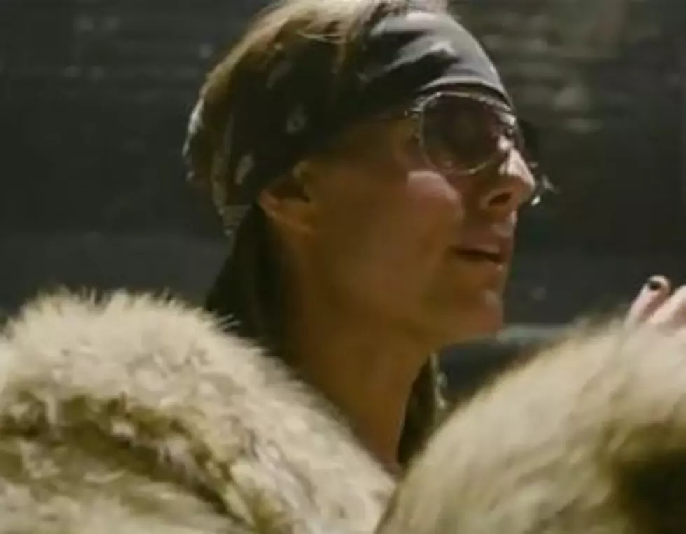 Check Out a Clip of Tom Cruise Singing ‘Pour Some Sugar On Me’ from ‘Rock of Ages’