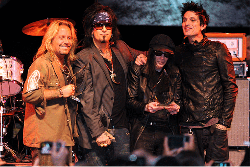 Motley Crue Deliver ‘Sex’ and Hits at ‘The Tour’ Opener in Virginia