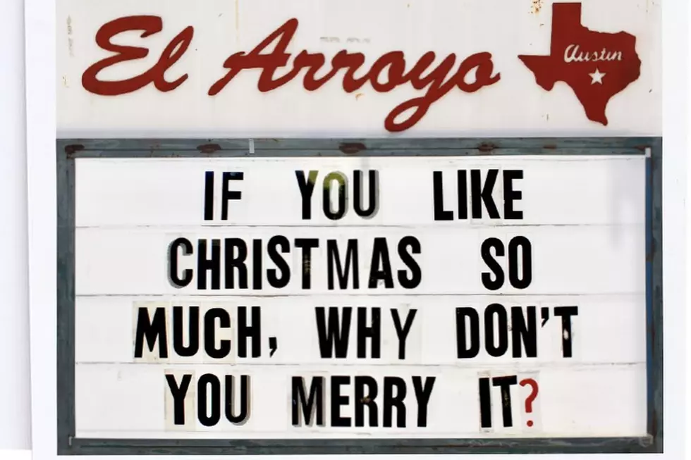 This Popular Texas Restaurant Sign Shares Hilarious Holiday Messages