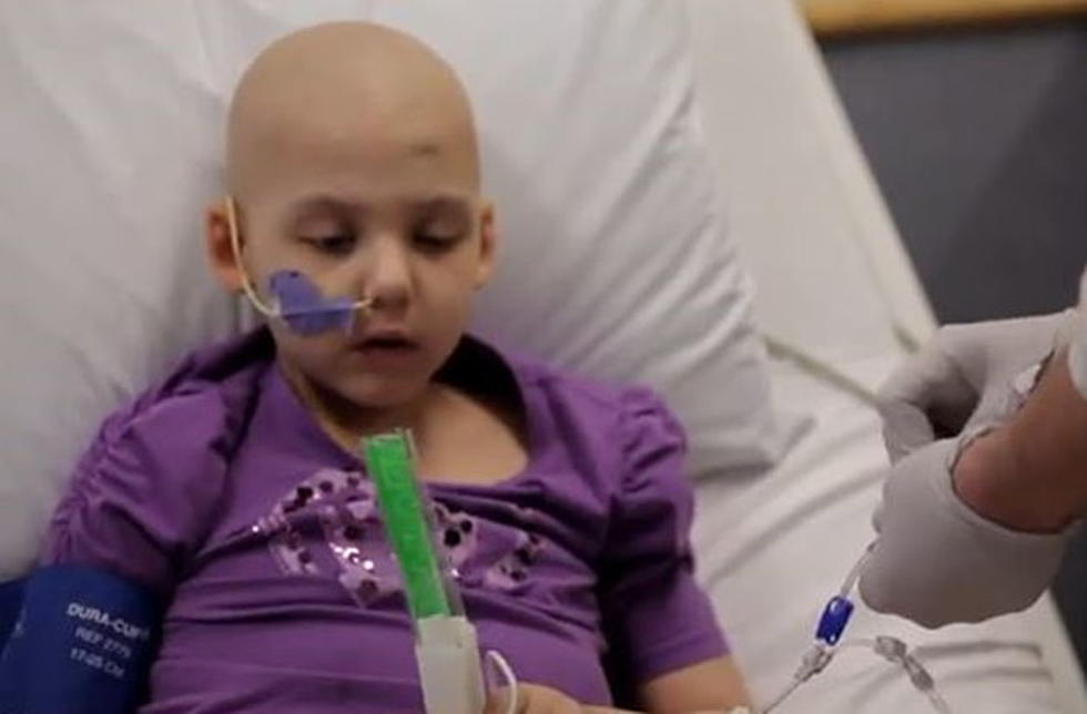 Doctors Inject HIV Into Girl Dying of Cancer in an Attempt to Fight &#8216;Fire With Fire&#8217;