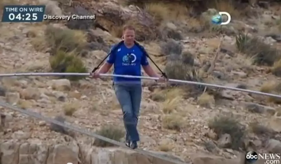 Nik Wallenda Successfully Crosses Gorge Near the Grand Canyon on Tightrope