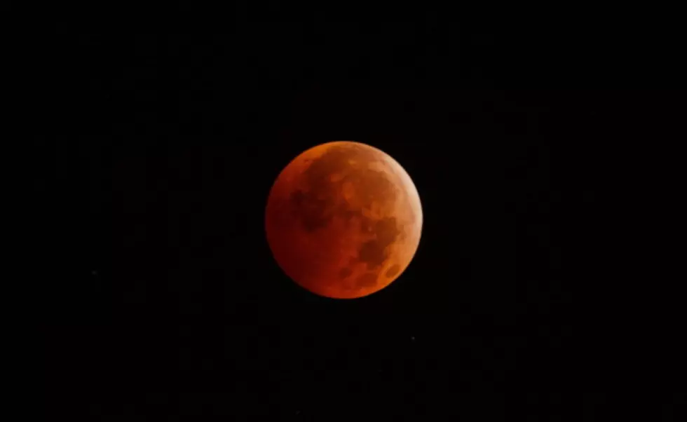 Total Lunar Eclipse to Occur Early Morning April 15th