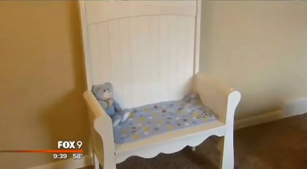 Man Buys Stillborn’s Crib and Turns It Into a Beautiful Bench for the Family