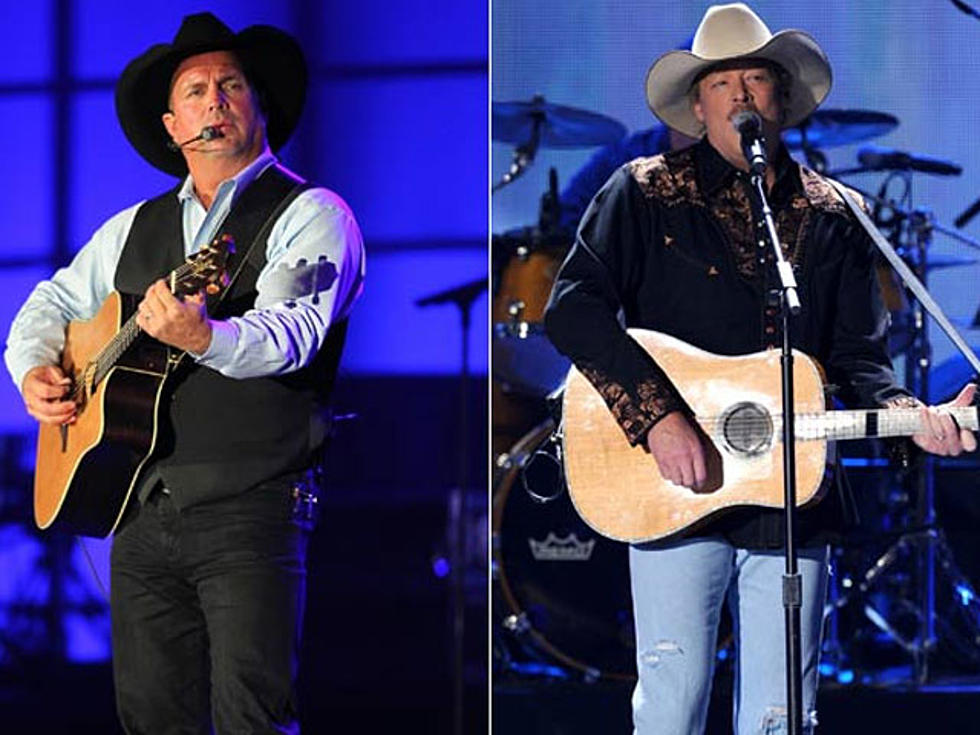 Garth Brooks and Alan Jackson Inducted Into Nashville Songwriters Hall of Fame