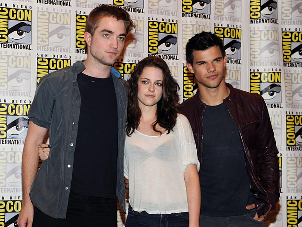Robert Pattinson, Kristen Stewart and Taylor Lautner to Leave Prints at Grauman’s