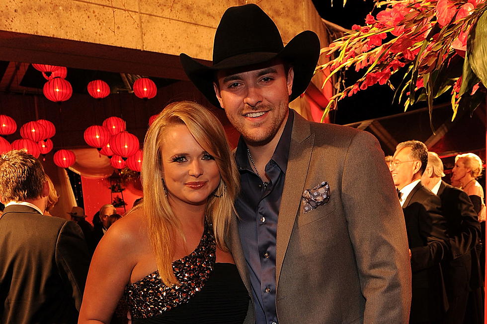 Chris Young Dishes on Touring With Miranda Lambert… and Her Dogs