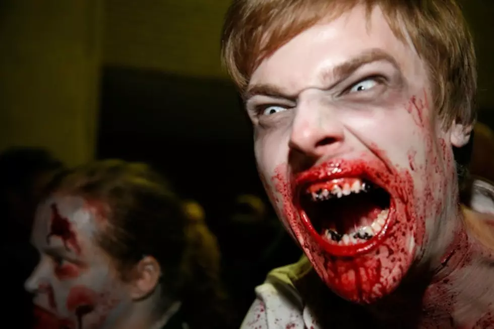 13 Signs the Zombie Apocalypse Is Here