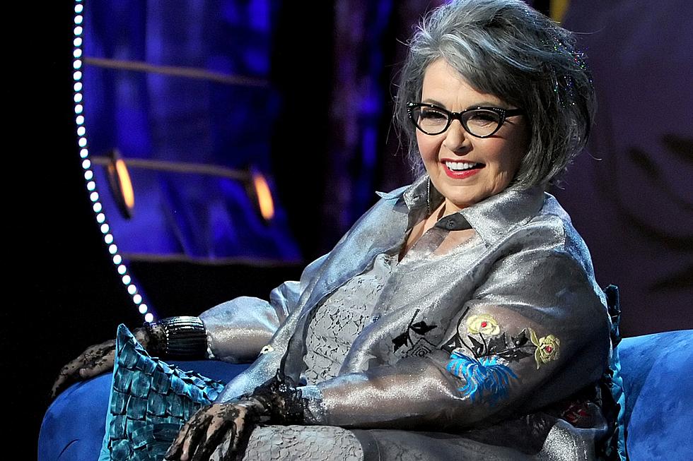 Roseanne Barr Tweets Billionaires Are ‘Violent Pedophiles’ and ‘Coke Addicts’