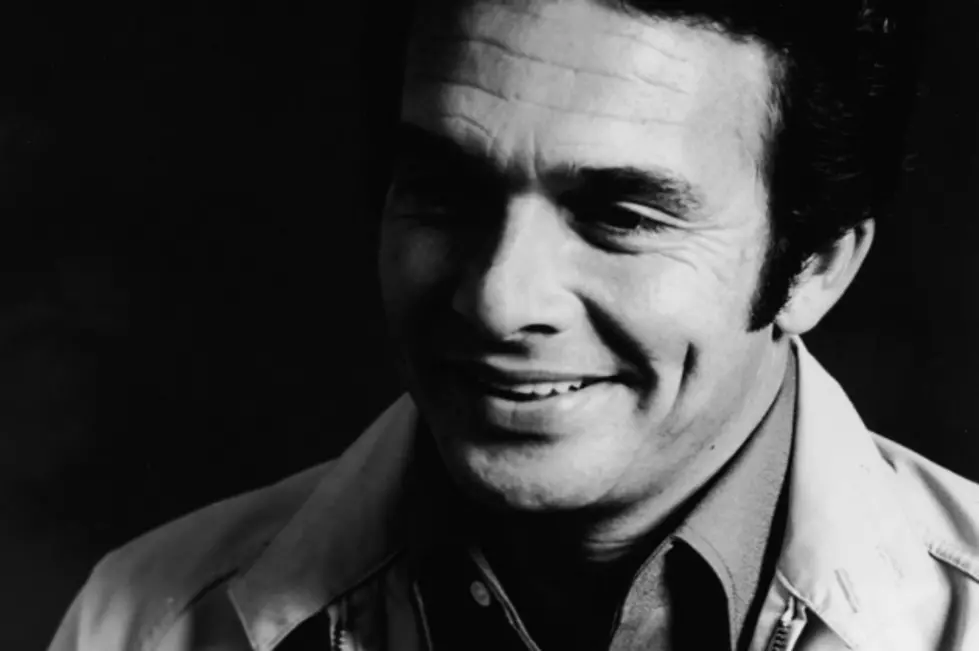 The Story Behind Merle Haggard&#8217;s &#8216;Sing Me Back Home&#8217;