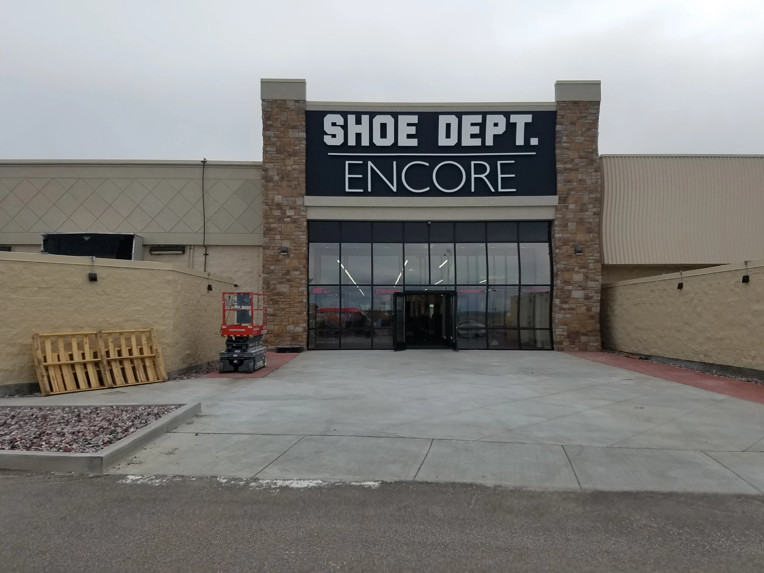 Shoe dept crystal mall clearance