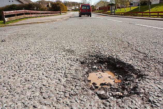Here&#8217;s How To Easily Report A Pothole In Casper