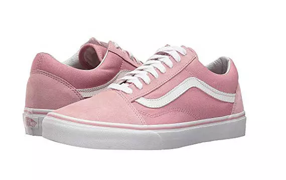 Casper: What Color Is This Pair of Shoes? [POLL]