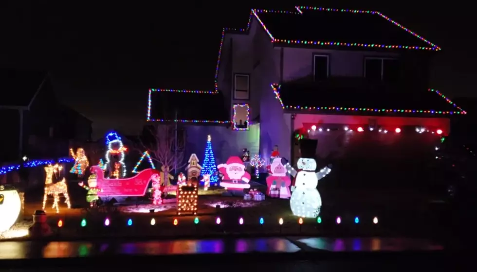 Mills Residence Spreads The Christmas Joy With Awesome Lights [VIDEO]