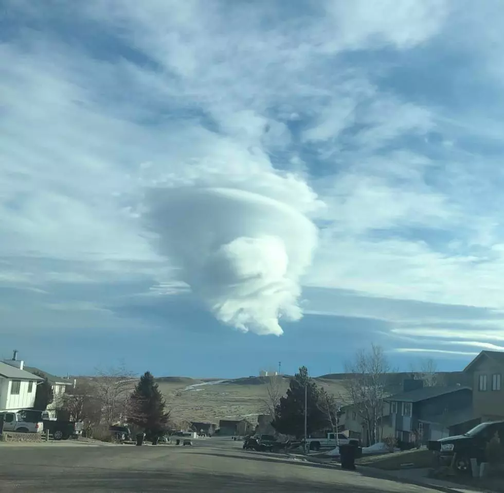 Cool Cloud Caught On Camera In Casper Christmas Eve