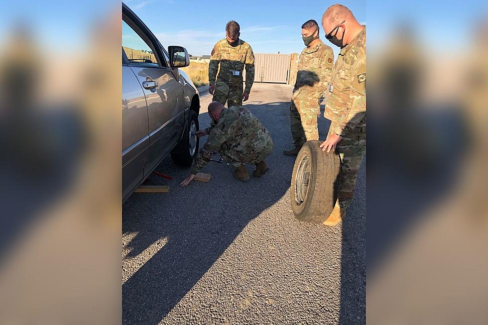HEROES: National Guard Changes Tire for Person in COVID Test Line