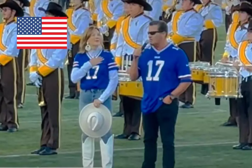 WATCH: Josh Allen’s Father Sings National Anthem at University of Wyoming