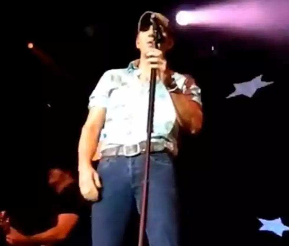 Rodney Atkins Blows Away Crowd At The Rosa Hart [VIDEO]