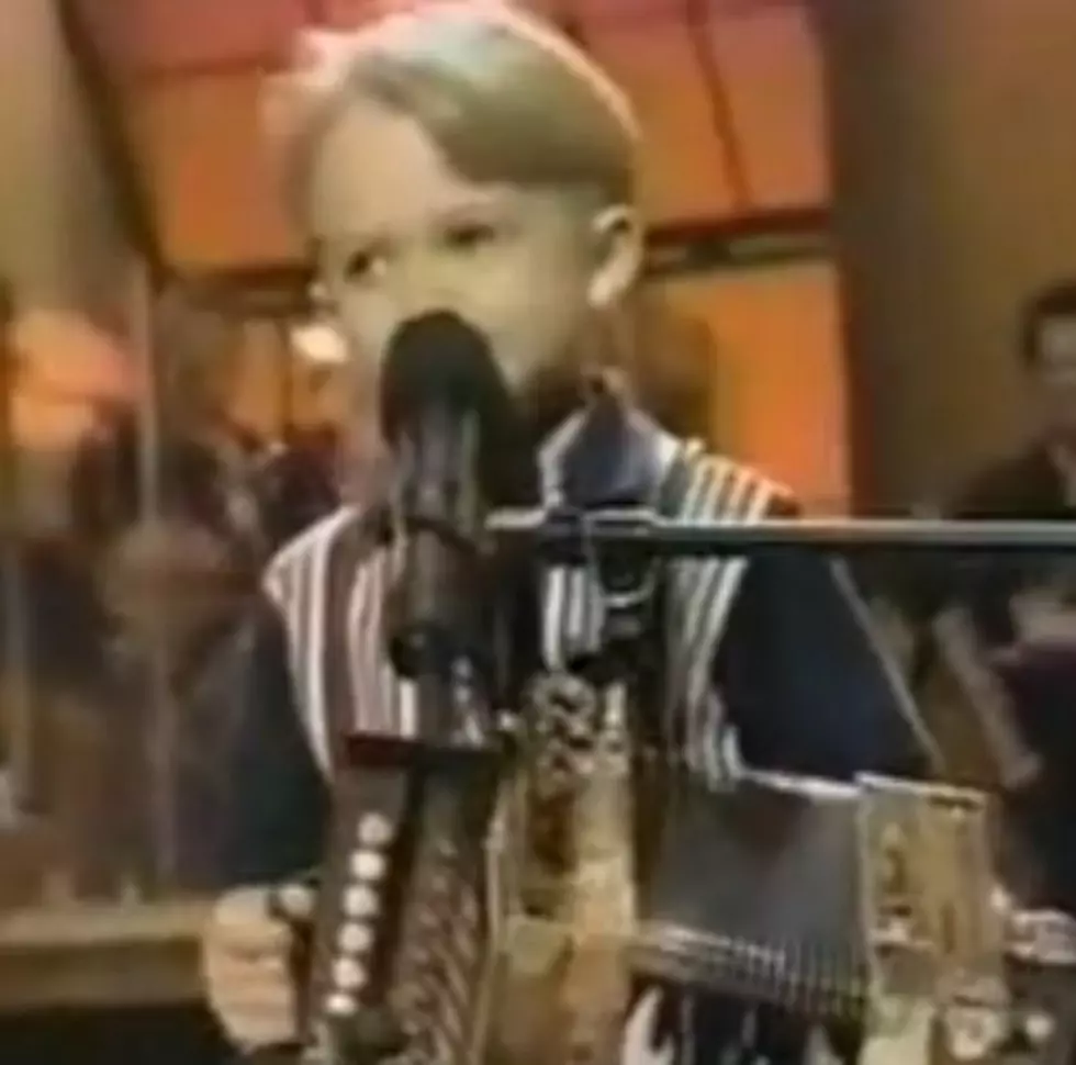 5 Year Old Hunter Hayes …. He Has Always Been a Lady Killer! [VIDEO]