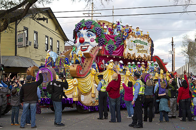 Best Small Louisiana Towns To Celebrate Mardi Gras
