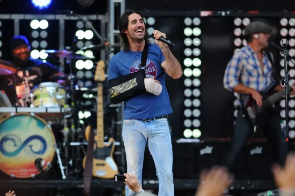 Tip of Jake Owen&#8217;s Ring Finger Amputated &#8212; Plans to Continue Concert Schedule