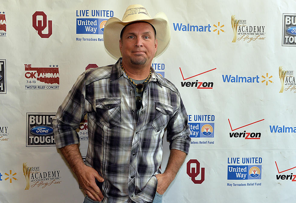 Garth Brooks Reign Continues on the Charts