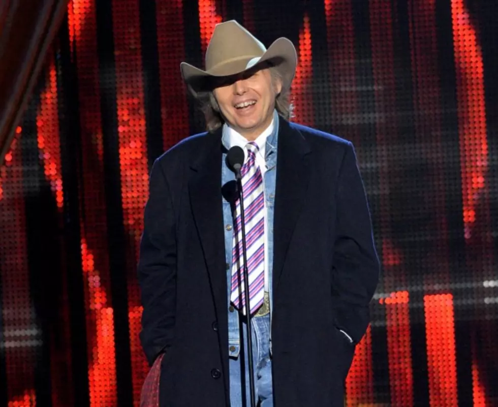 Dwight Yoakam Gets a Scare&#8230; in the Air