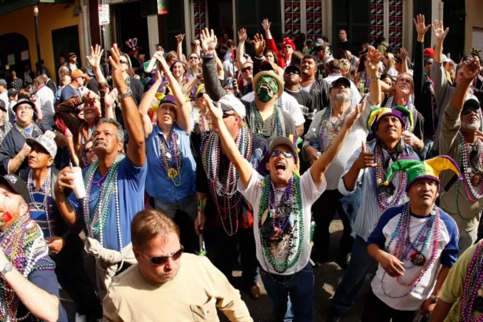 Best and Worst Places to Catch Stuff in a Lake Charles Mardi Gras Parade