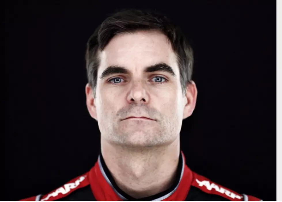 Jeff Gordon Pranks Unsuspecting Automotive Journalist -Test Drive 2 [VIDEO]