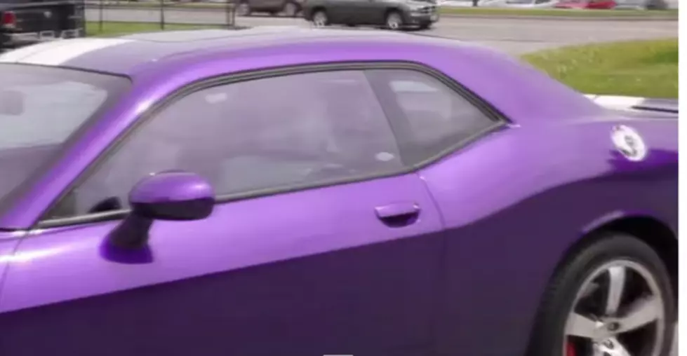Unbelievable Color Changing Car [VIDEO]