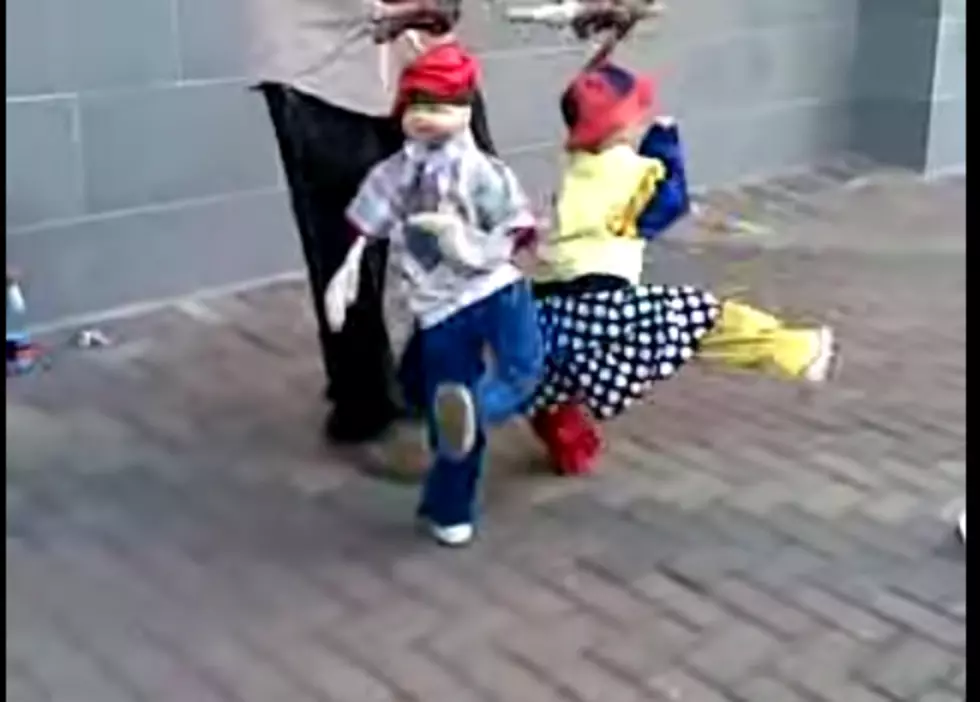 Puppets Dancing in South Africa [VIDEO]