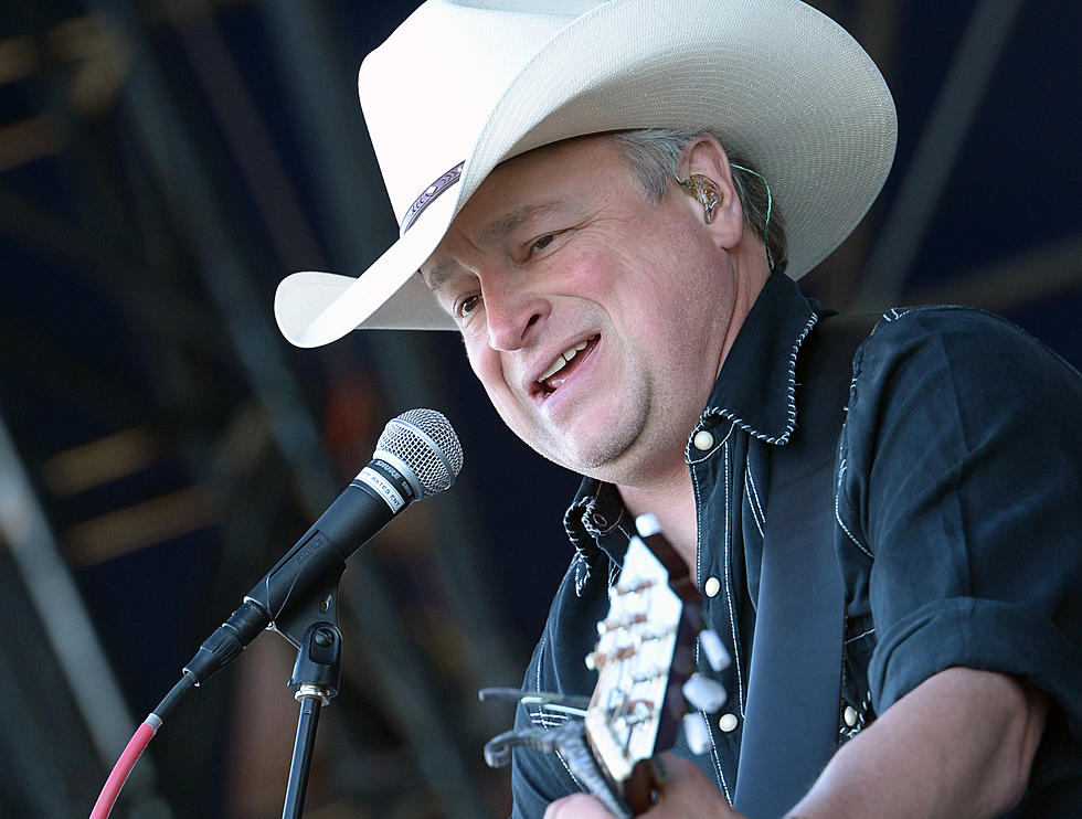 Mark Chesnutt Coming to LC